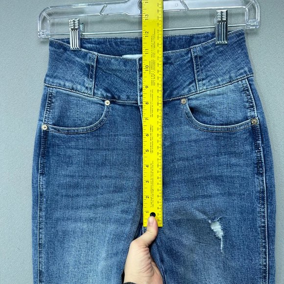 Kancan Miranda Ultra High Rise Flare Jeans Frayed Denim Size 3/25 Bell bottoms - Picture 6 of 16